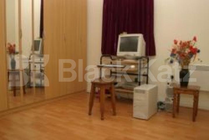 			2 Bedroom, 1 bath, 1 reception Ground Floor Flat			 North Point, Crouch End