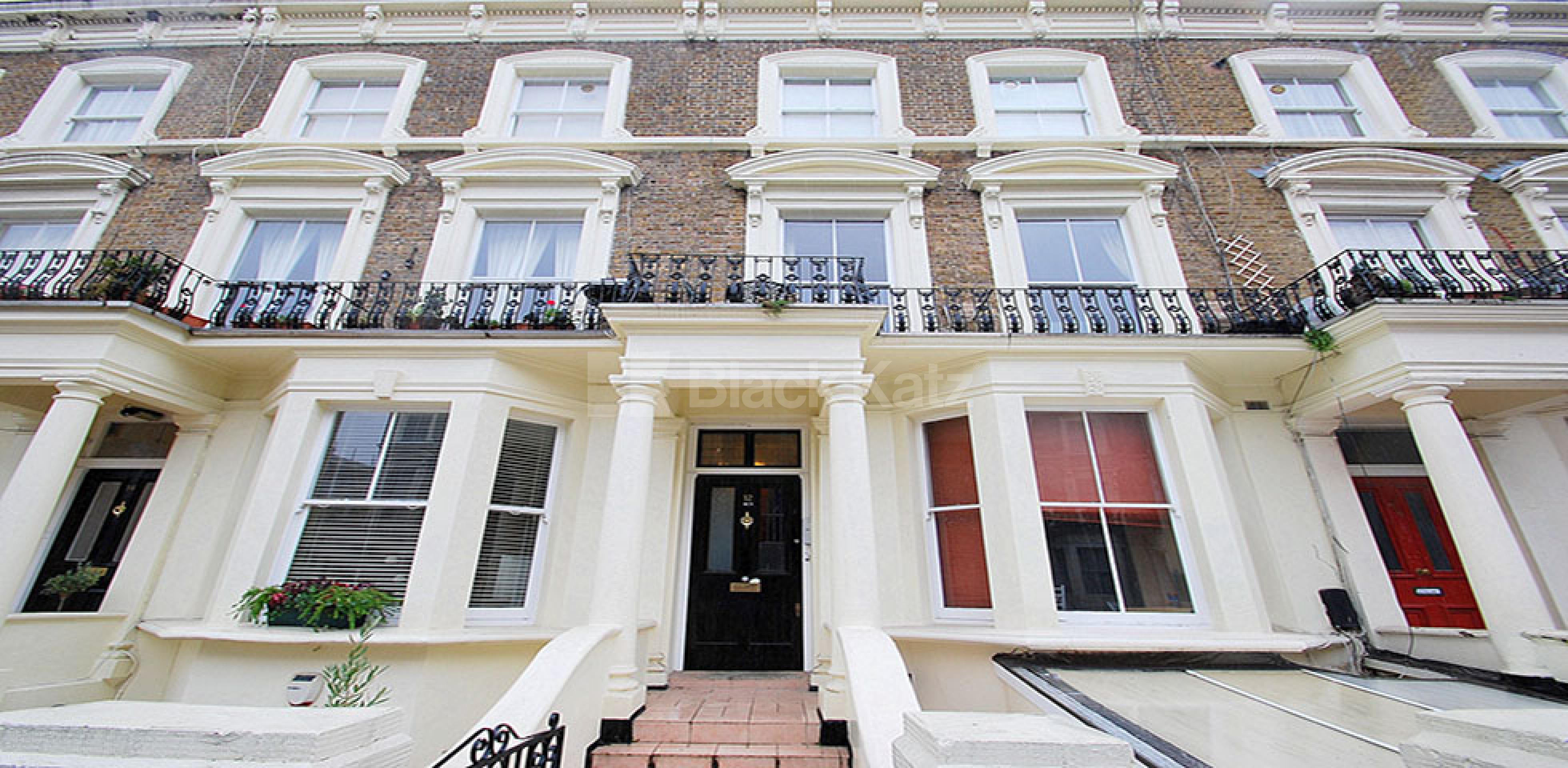			NEW INSTRUCTION!, 2 Bedroom, 1 bath, 1 reception Flat			 Sevington Street, MAIDA VALE W9