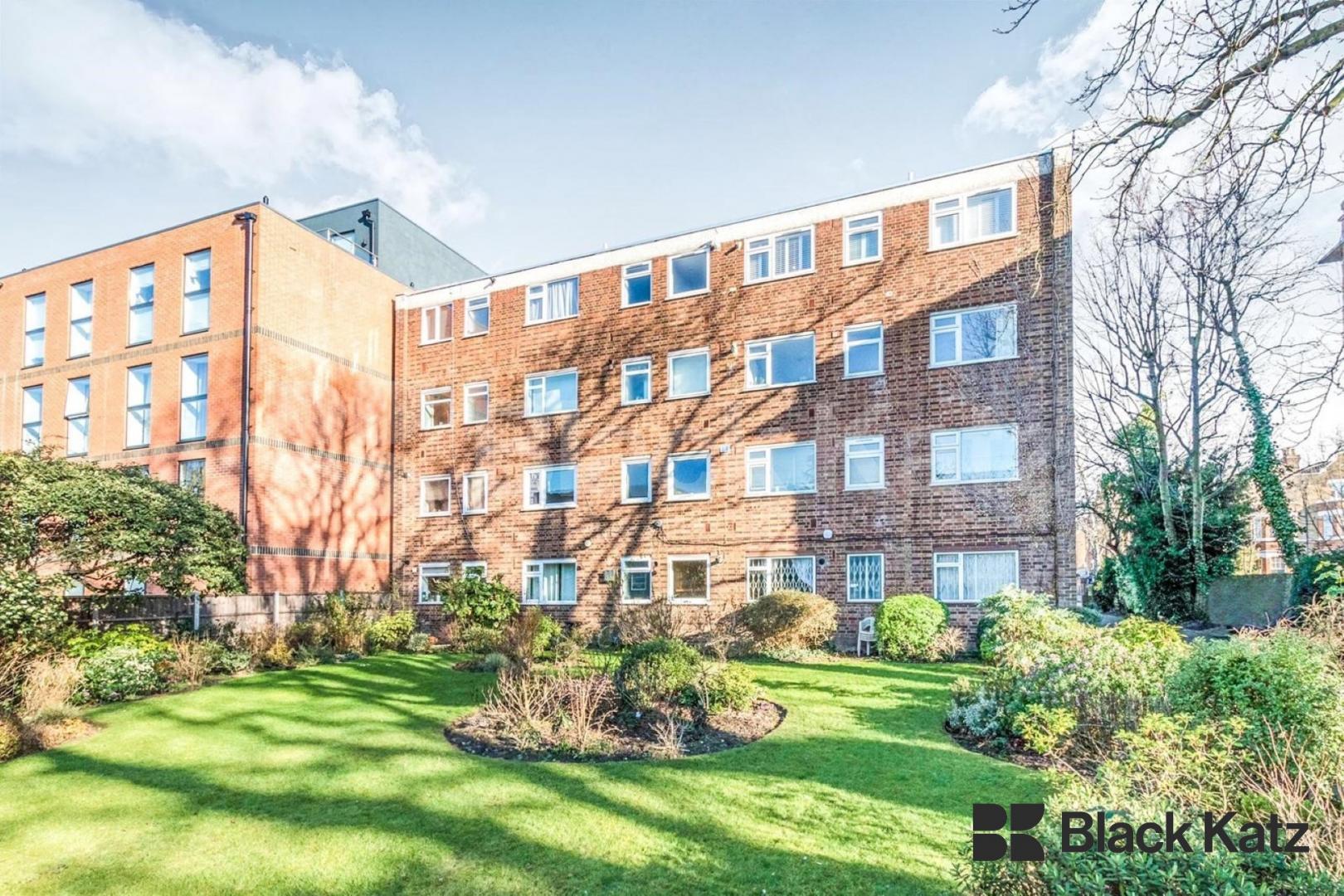 Larger than average & Mid-Century apartment  Ingram Lodge, Kings Avenue, Clapham Park