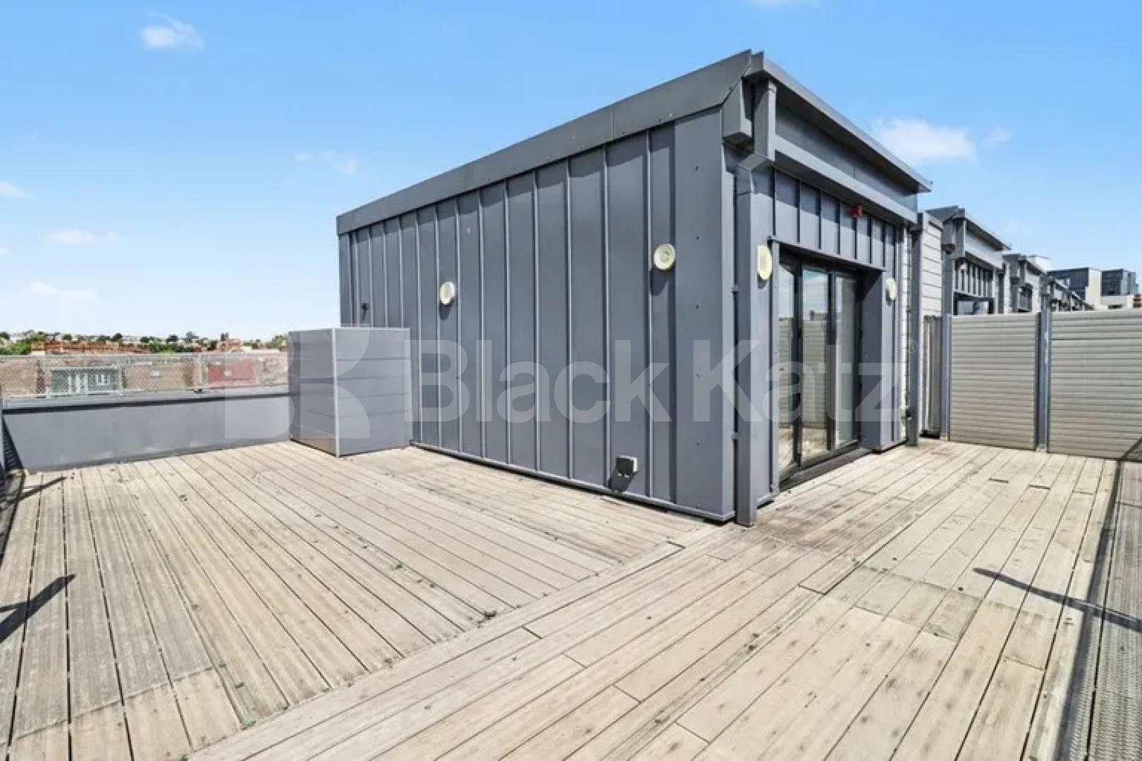 A spacious and well-presented split-level apartment situated on the sought-after Oaklands Road, NW2 Oaklands Road, Lancia House, NW2,  Lancia House
