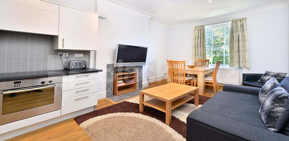 Two double bedrooms, modern kitchen and within a stones throw to Regents Park Gloucester Avenue, Camden