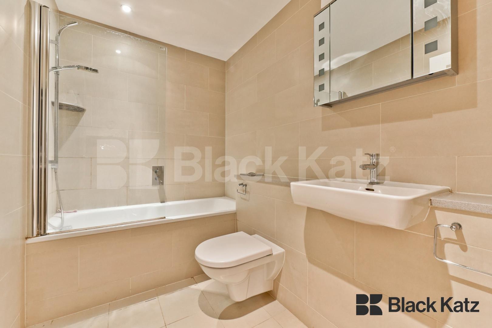 Charming apartment walking distance to Abbeville Village Elms Road, Clapham Common 