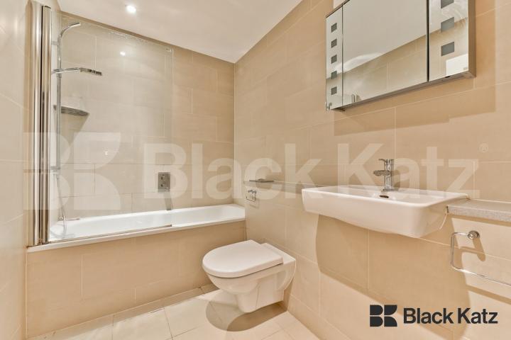 Charming apartment walking distance to Abbeville Village Elms Road, Clapham Common 