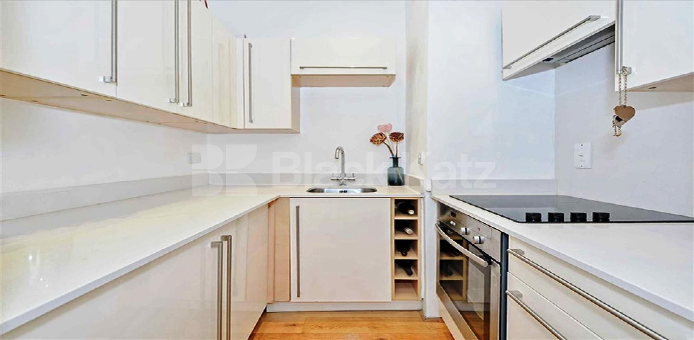 			STUNNING TWO BED!, 2 Bedroom, 1 bath, 1 reception Flat			 Lancaster Grove , BELSIZE PARK