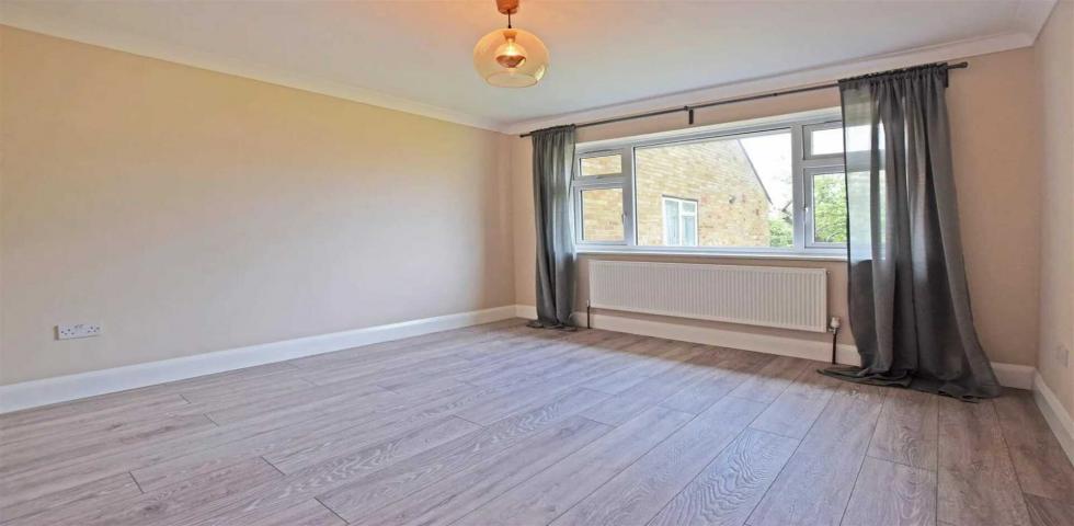 			2 Bedroom, 1 bath, 1 reception Maisonette			 St Davids Close, Wembley