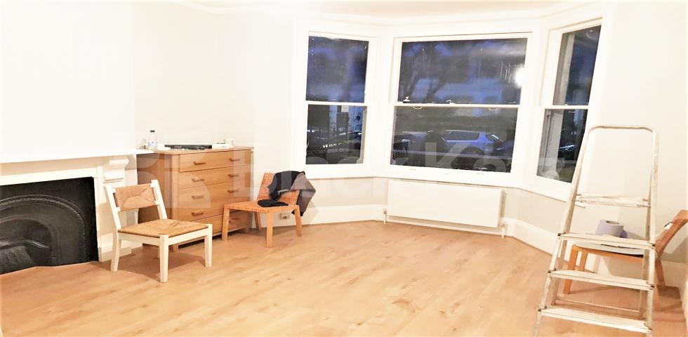 			1 Bedroom, 1 bath, 1 reception Ground Floor Flat			 Sulgrave Road, SHEPHERDS BUSH