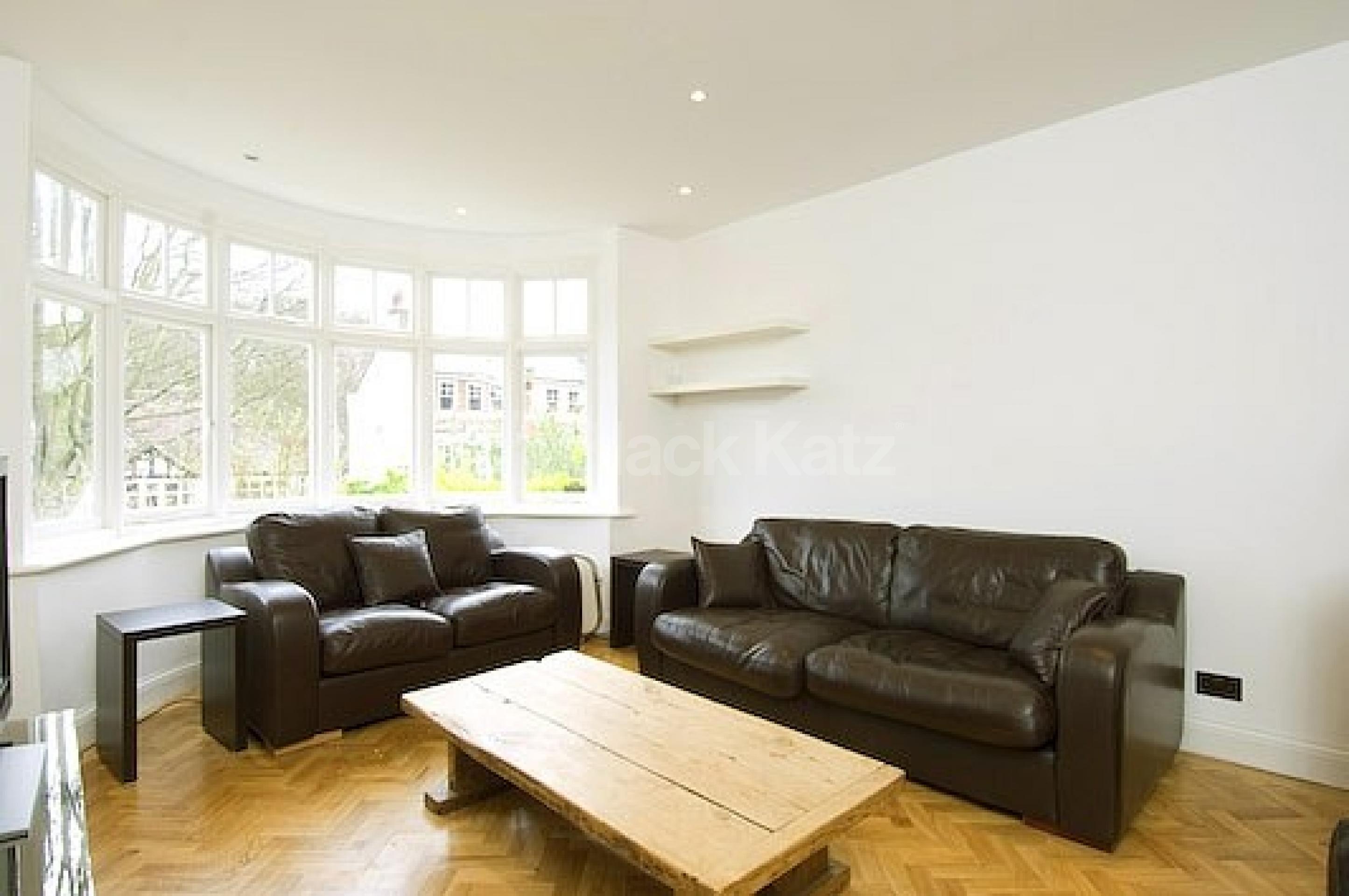 			UNIQUE PROPERTY!, 4 Bedroom, 1 bath, 1 reception House			 Priory Gardens, Highgate N6