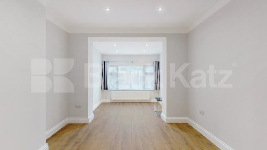 			4 Bedroom, 2 bath, 1 reception 			 Ellesmere Road, London, NW10,  London