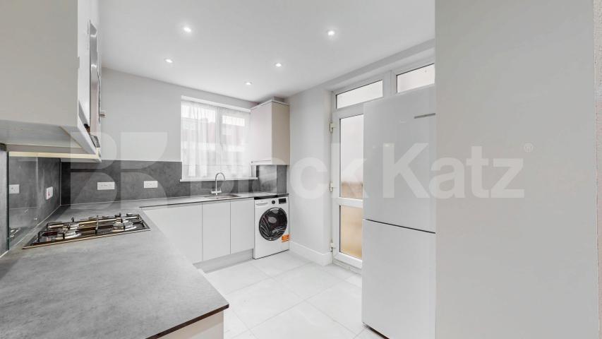 			4 Bedroom, 2 bath, 1 reception 			 Ellesmere Road, London, NW10,  London