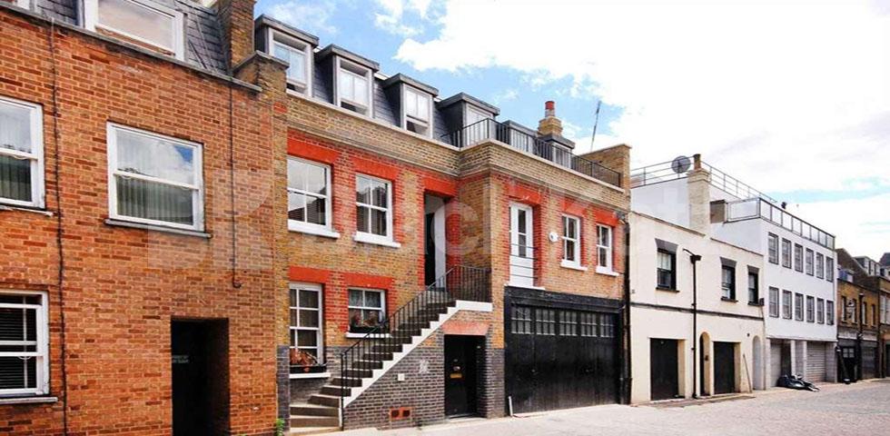 Spacious modern one bed within a private mews in Central London. Weymouth Mews, Marylebone
