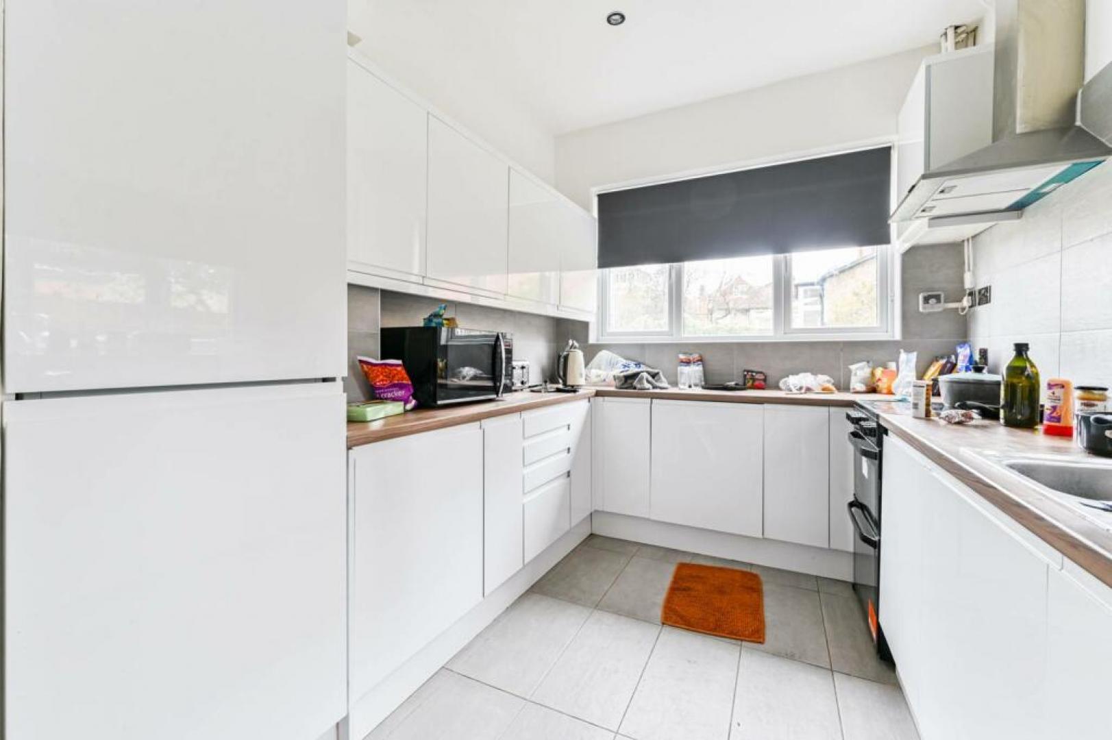 Modern and Central Apartment Sumatra Road, West Hampstead