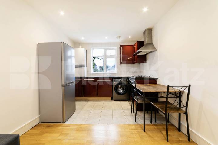 Located on the sought-after Charteris Road in the heart of Queens Park, this beautifully redecorated two-bedroom, two-bathroom apartment offers stylish and contemporary living.The property features two generous double bedrooms, both with space for de Charteris Road, Queens Park, NW6,  London