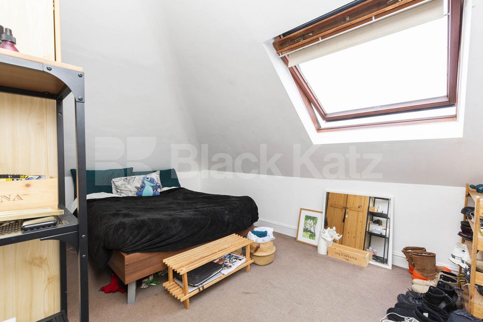 Two double bedroom flat to rent in the popular Mapesbury Conservation Area Mapesbury Road, Teignmouth Court, NW2,  Teignmouth Court