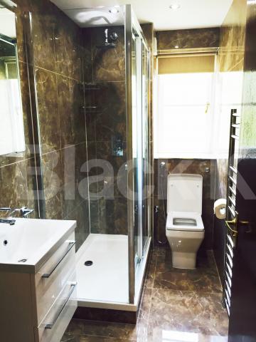 			LET , 2 Bedroom, 1 bath, 1 reception Apartment			 Brompton Park Crescent, Fulham Broadway