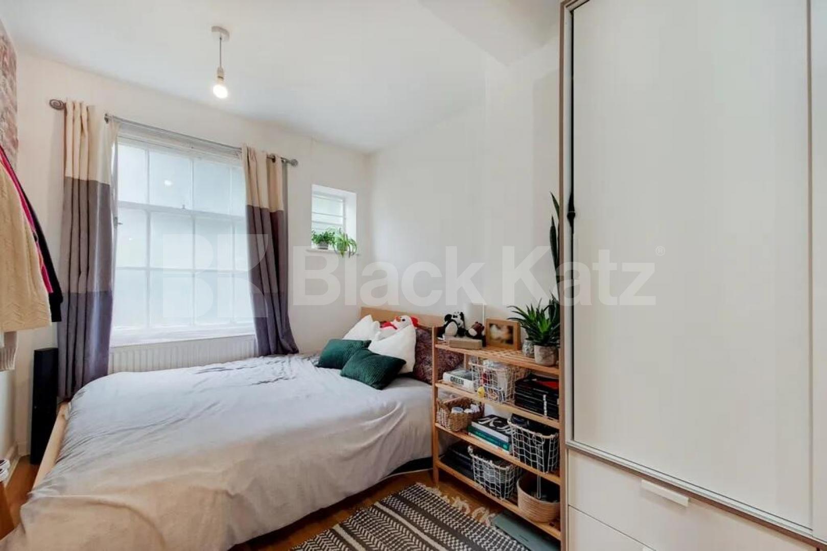 3 double bedroom property perfect for sharers Royal College Street, Camden