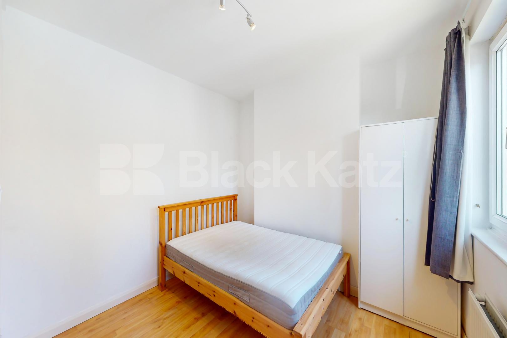 Superbly located duplex apartment by The Shard with additional office room  Kipling Street., London Bridge