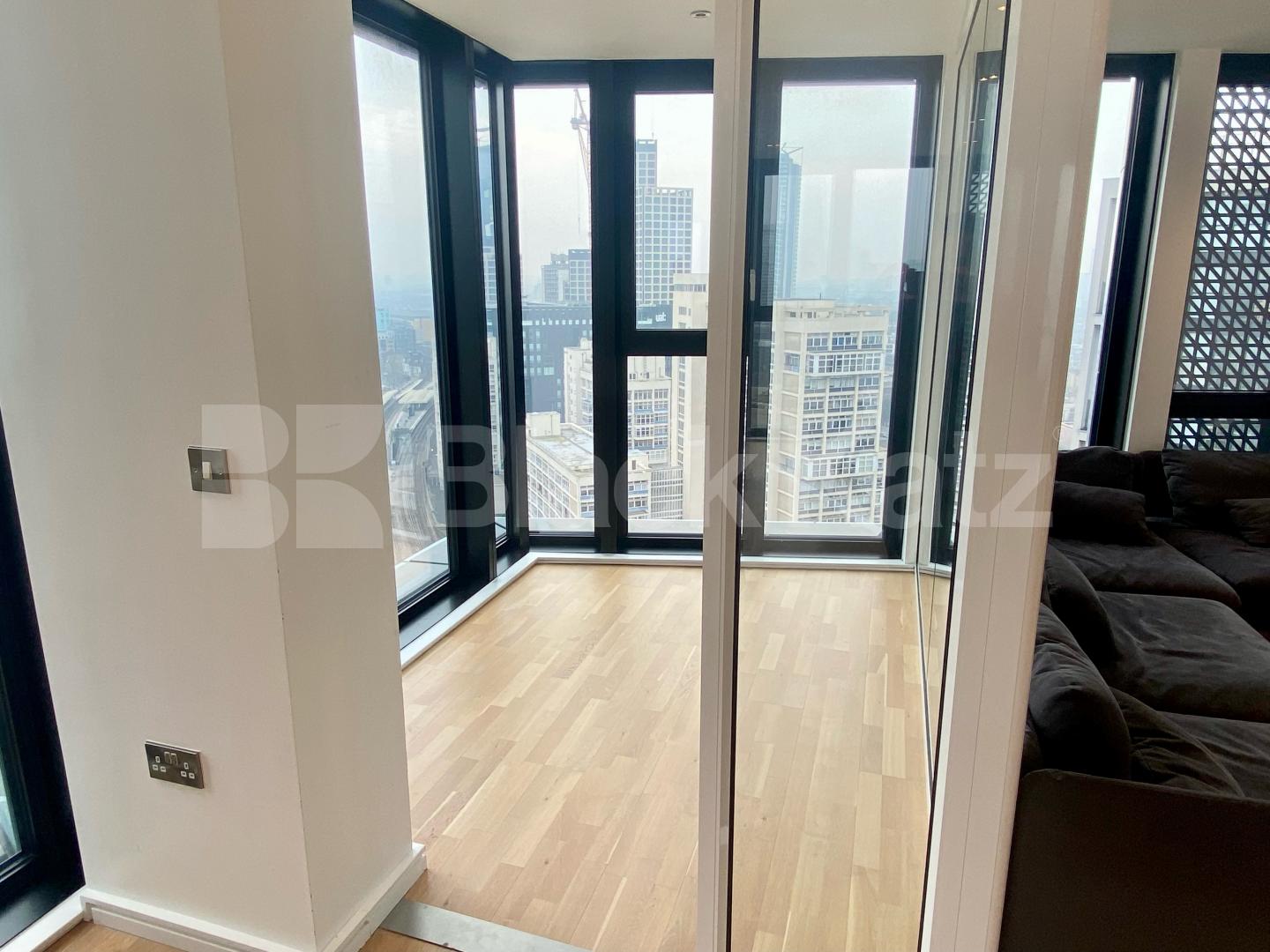 110m2 of living & entertaining space & stunning views of the cityscape   Ceramic Building, Newington Causeway, Elephant and Castle