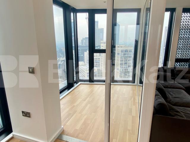 110m2 of living & entertaining space & stunning views of the cityscape   Ceramic Building, Newington Causeway, Elephant and Castle