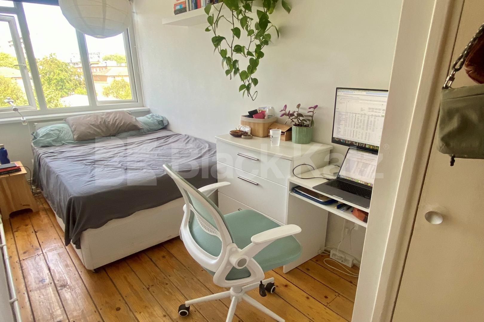 Superbly located duplex apartment   Thessaly Road, Stockwell/Vauxhall/Battersea