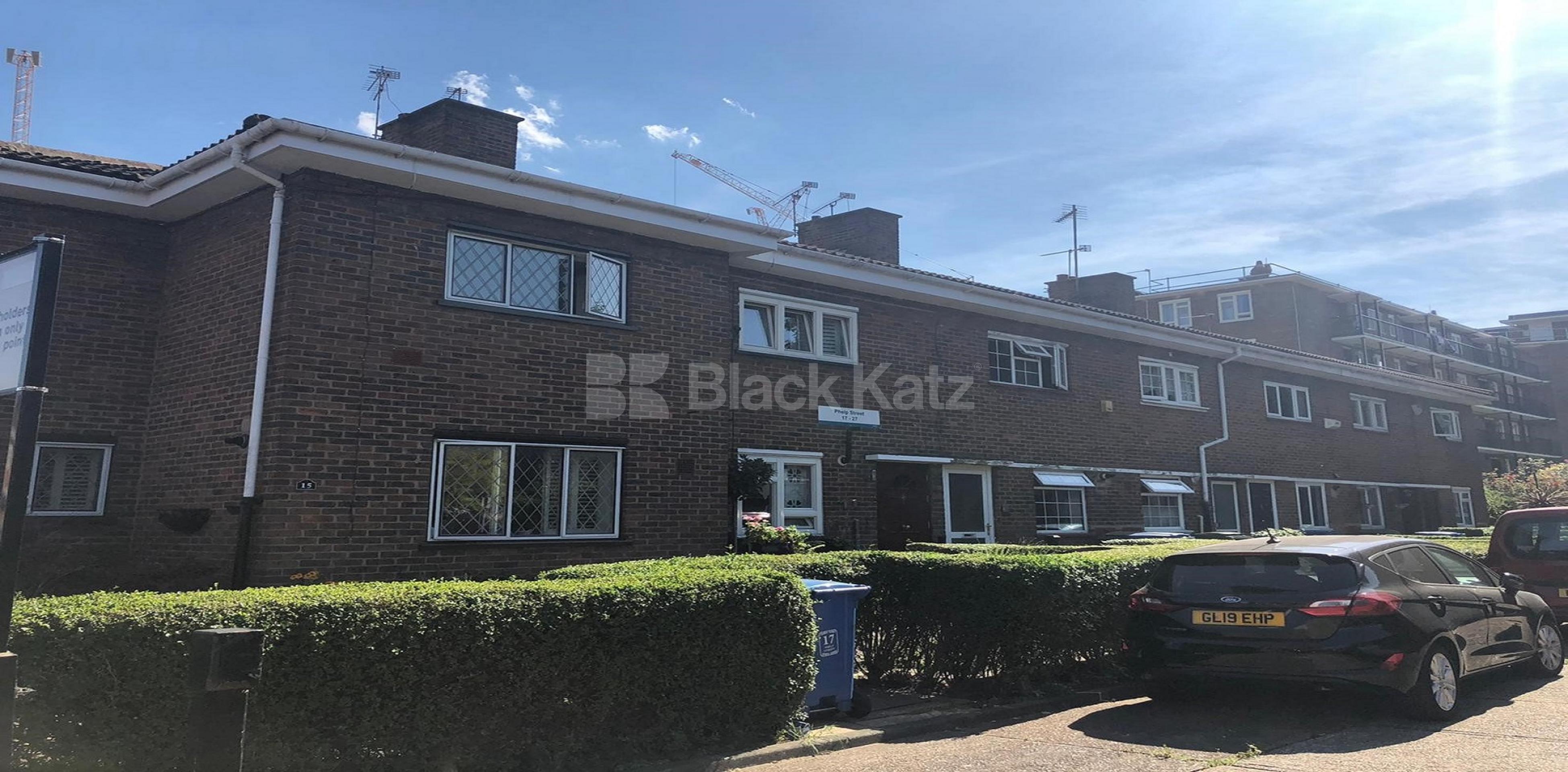 			UNDER OFFER , 2 Bedroom, 1 bath, 1 reception Ground Floor Maisonette			 Phelp Street, Kennington / Elephant and Castle  SE17