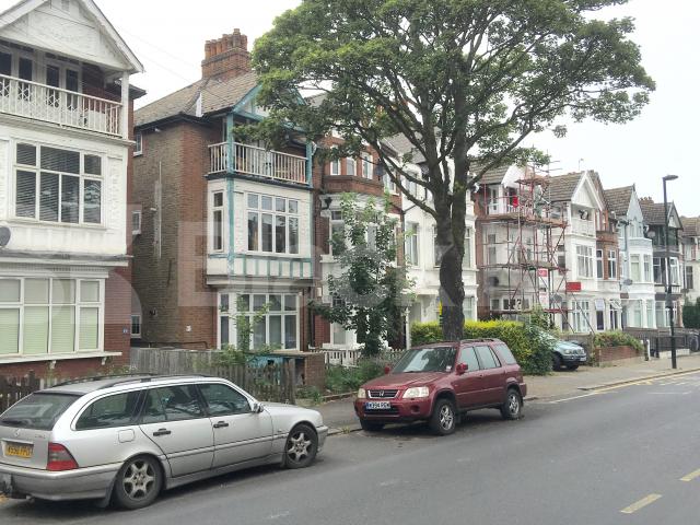 			NEW INSTRUCTION, 2 Bedroom, 1 bath, 1 reception Apartment			 Thornton Avenue, Streatham Hill