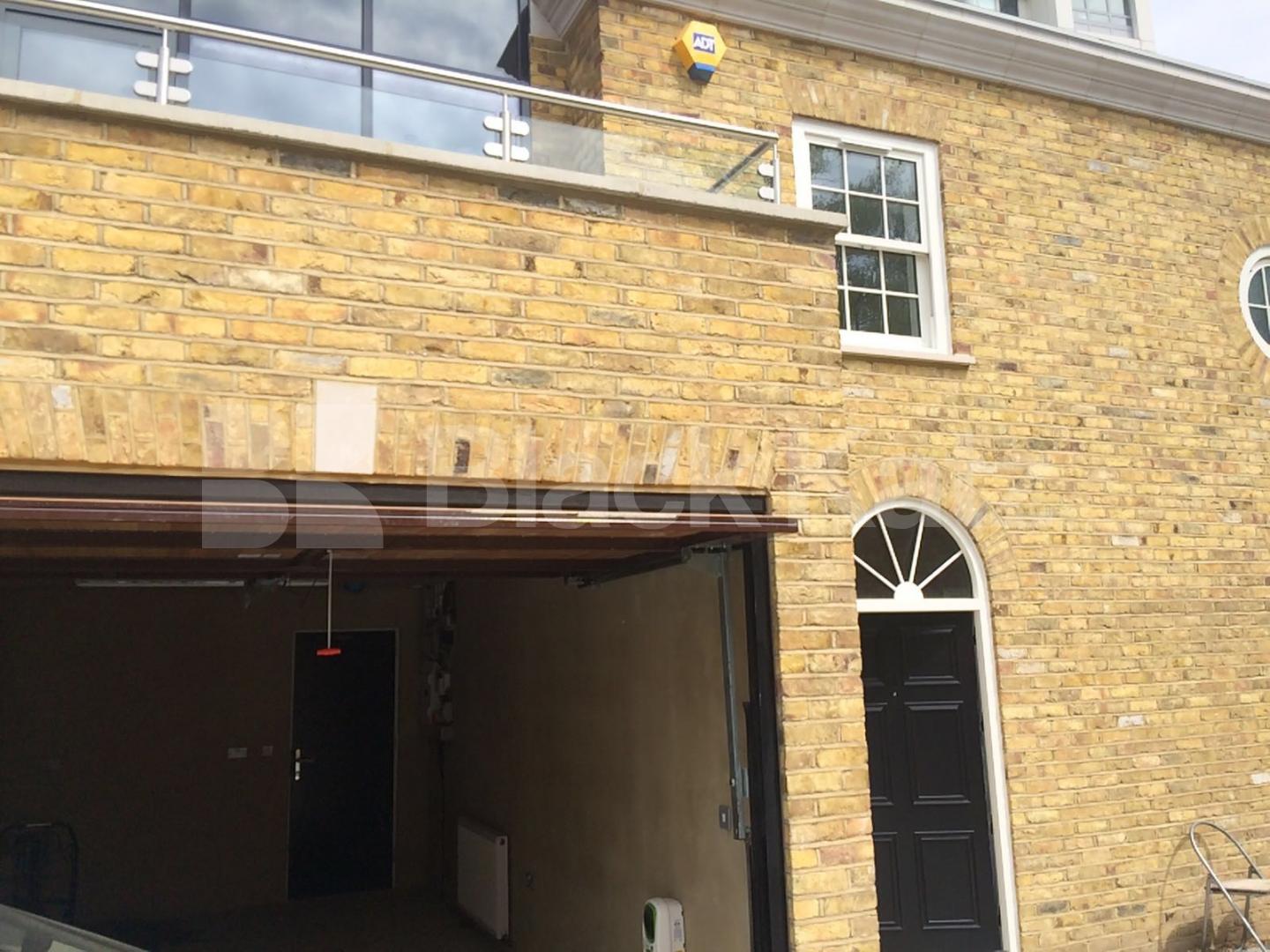 			NEW INSTRUCTION (Includes Parking), 3 Bedroom, 1 bath, 1 reception Mews House			 Rushgrove Street , Woolwich Arsenal