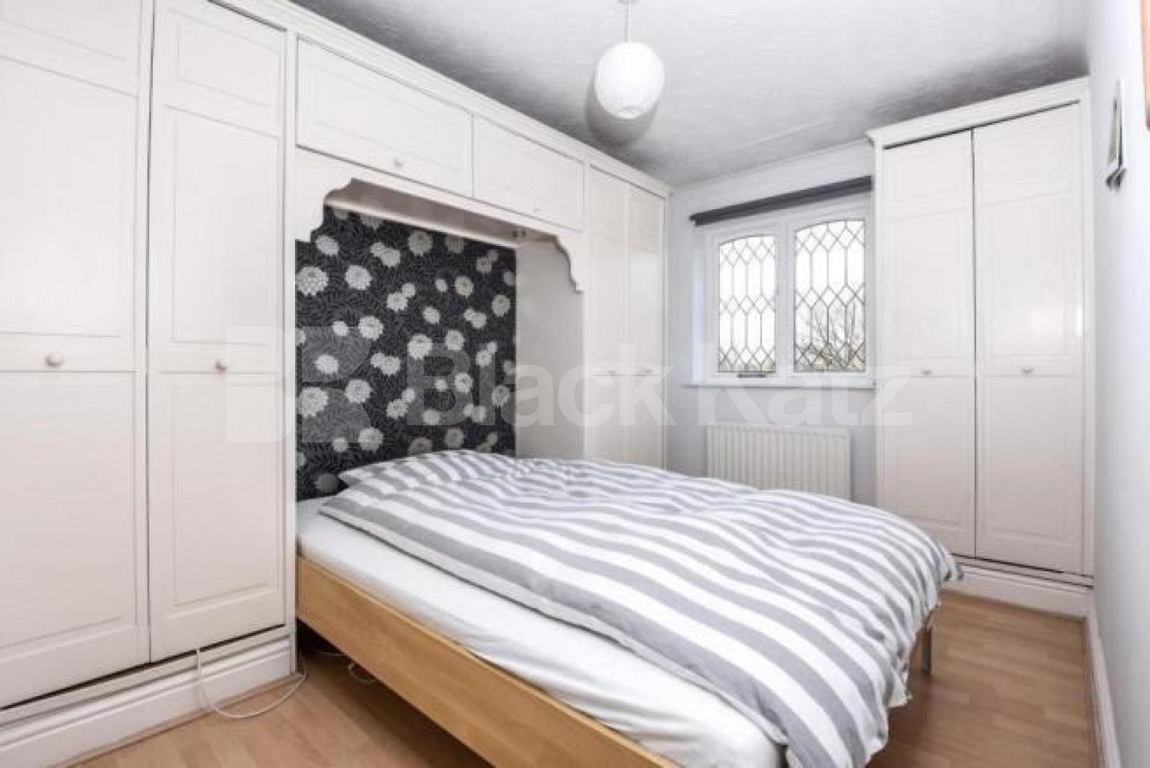 			NEW INSTRUCTION (Includes Parking), 3 Bedroom, 1 bath, 1 reception End Terraced House			 Surrey Water Raod., Canada Water