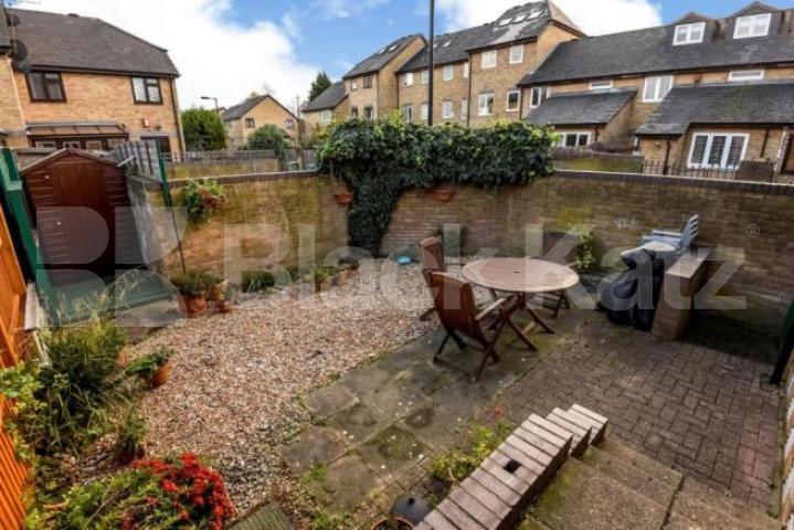 			NEW INSTRUCTION (Includes Parking), 3 Bedroom, 1 bath, 1 reception End Terraced House			 Surrey Water Raod., Canada Water