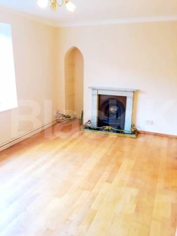 			NEW INSTRUCTION, 2 Bedroom, 1 bath, 1 reception Flat			 Saint Albans Avenue, CHISWICK