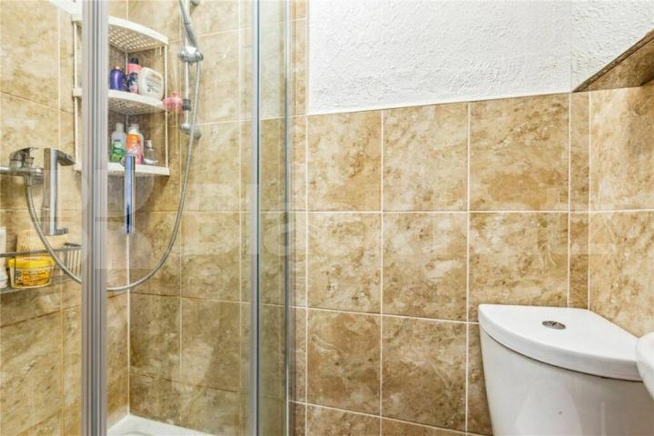 			4 Bedroom, 2 bath, 1 reception Flat			 Campsfield Road, Hornsey