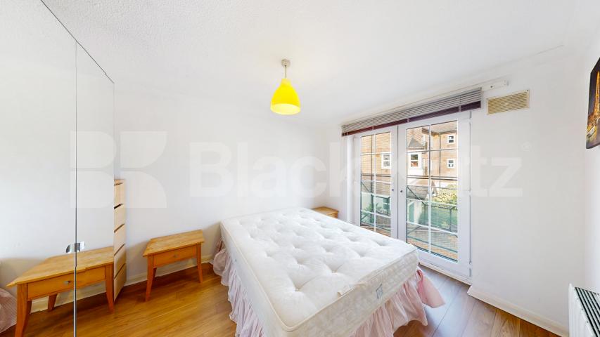 Good size one bed with a modern kitchen and tiled bathroom mins to tube Cornwallis Square, Archway