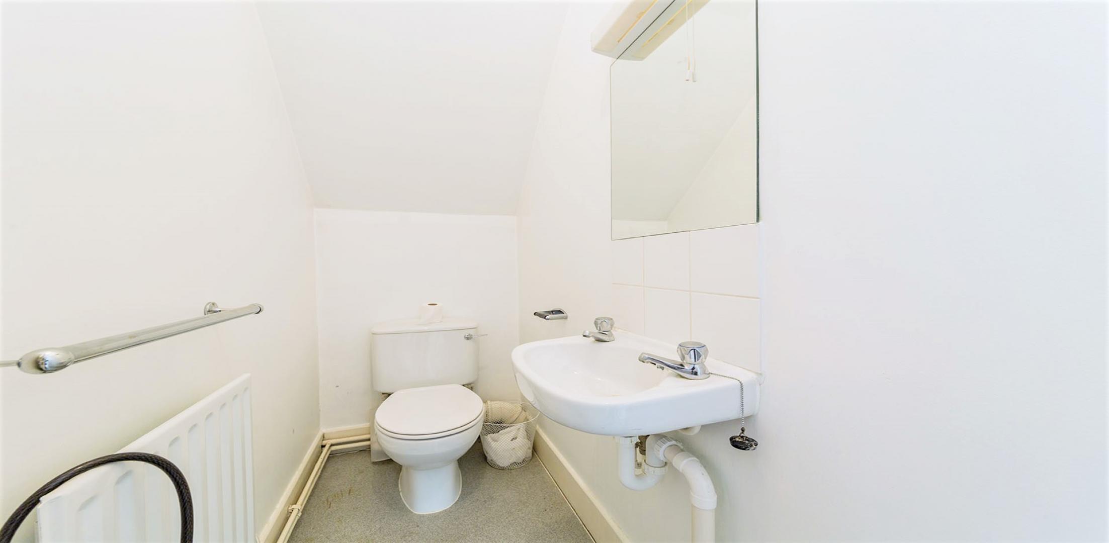 Modern Sharers Apartment Minster Road, West Hampstead