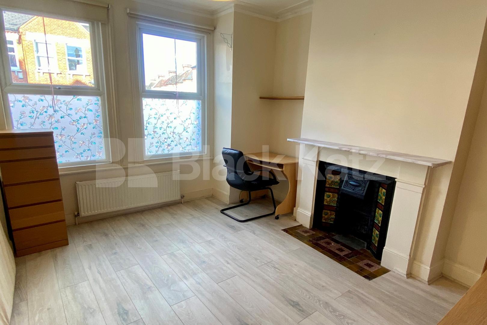 Flooded with natural light & offering 979 Sq Ft. of living & entertaining space Brading Road, Brixton