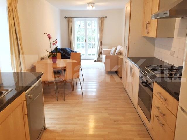 			NEW INSTRUCTION, 3 Bedroom, 1 bath, 1 reception Apartment			 Brook Drive, Lambeth North