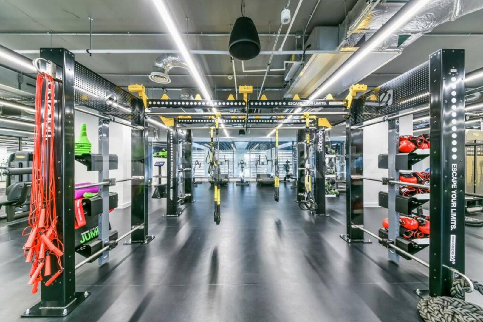 Beautiful 2 bed 2 bath in the popular development in Royal Wharf Admiralty Avenue, Royal Wharf