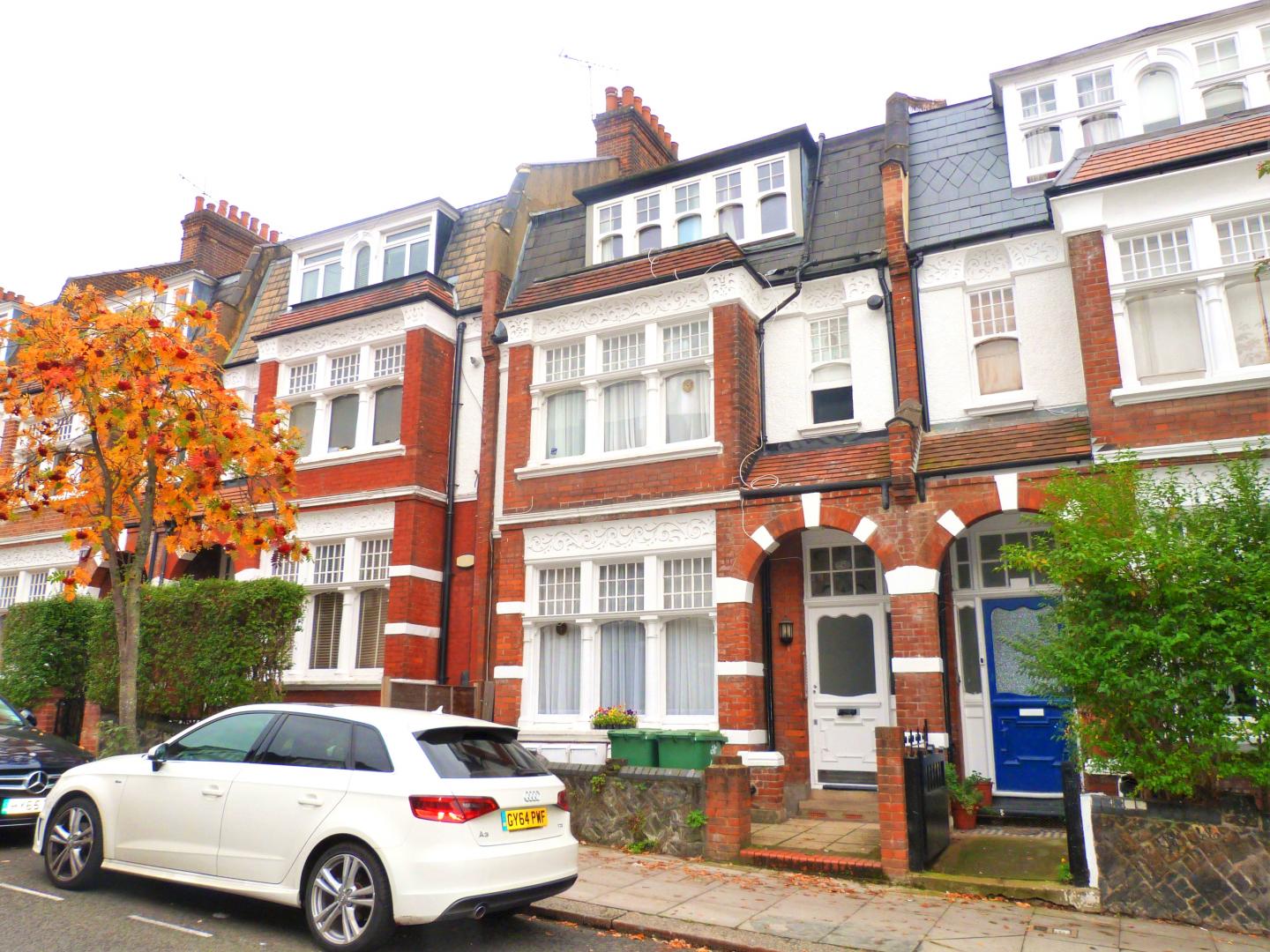 			2 MINS TO BELSIZE PARK TUBE!, 1 Bedroom, 1 bath, 1 reception Flat			 Glenmore Road, BELSIZE PARK