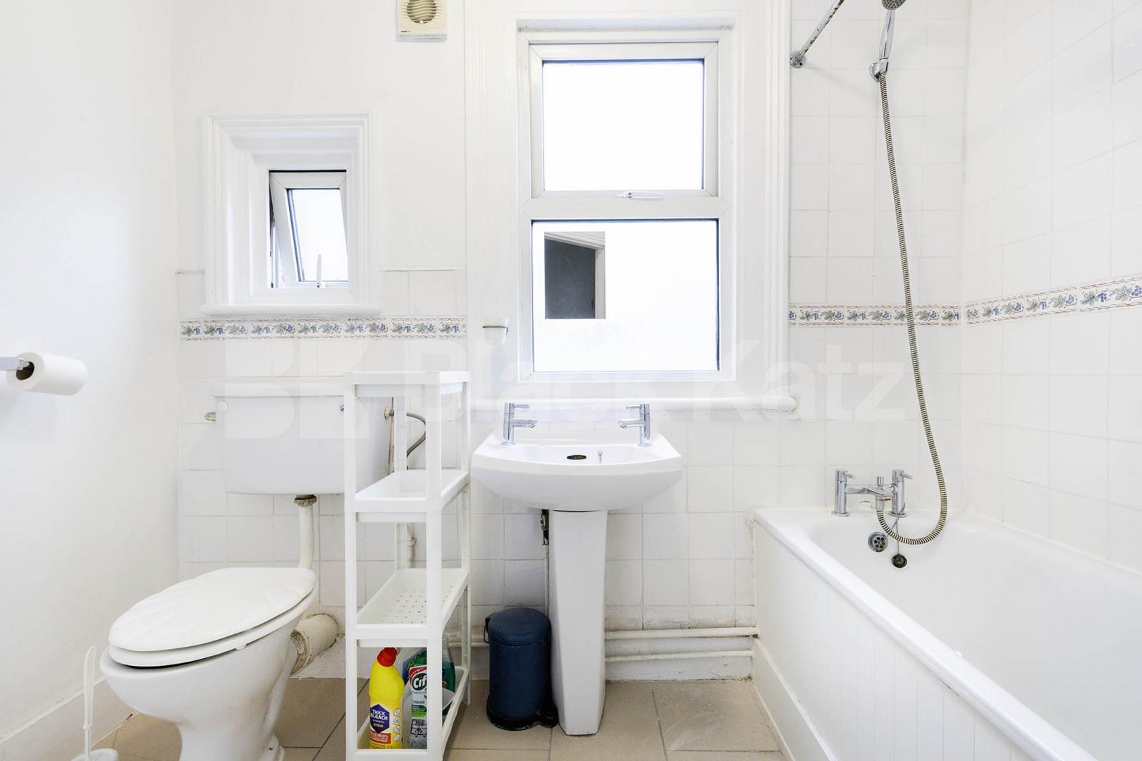 A spacious and well-presented three-bedroom, one-bathroom flat available to rent on the sought-after Saltram Crescent, W9 Saltram Crescent, Maida Vale, W9 (Water bill Included),  London