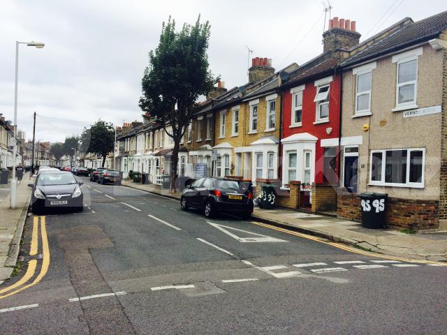 			NEW INSTRUCTION, 2 Bedroom, 1 bath, 1 reception Terraced House			 Vernon Road  Stratford village, Startford