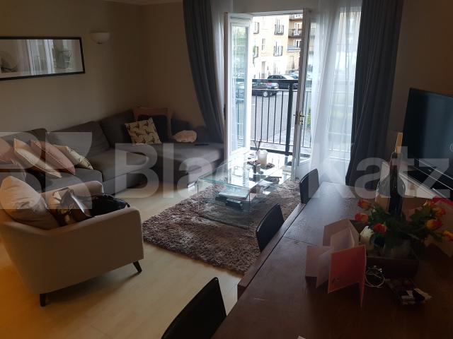 			2 Bedroom, 1 bath, 1 reception Apartment			 Russell Lodge, Spurgeon Street, London Bridge