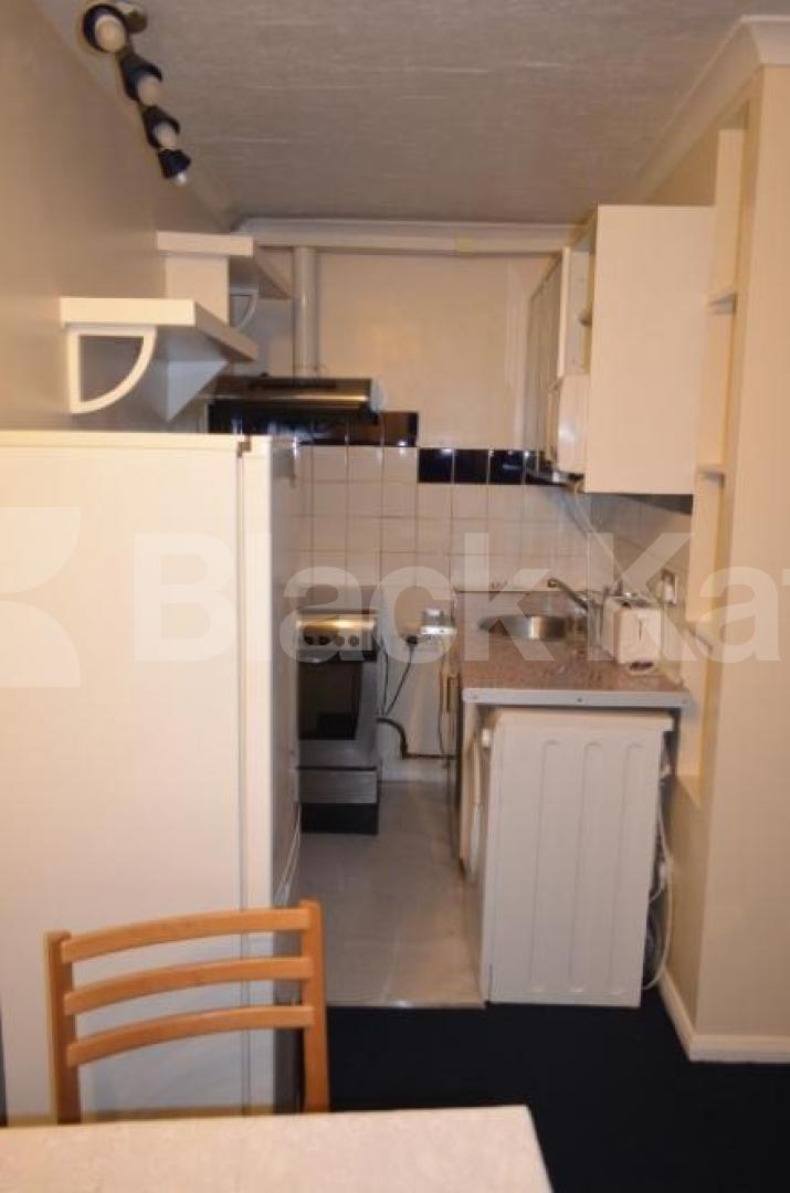 			2 Bedroom, 1 bath, 1 reception Flat			 Hansard Mews, Shepherds Bush/Holland Park
