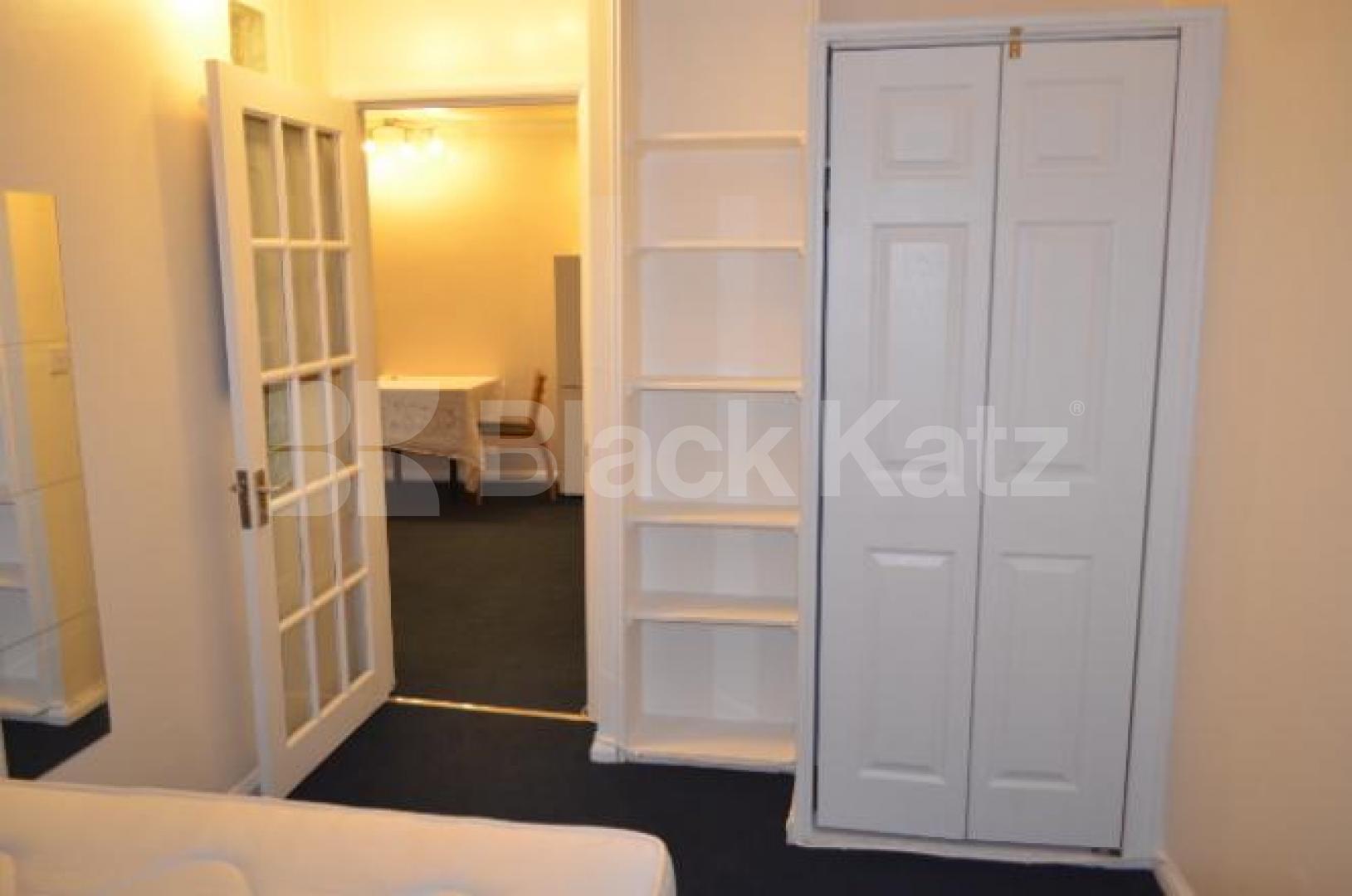 			2 Bedroom, 1 bath, 1 reception Flat			 Hansard Mews, Shepherds Bush/Holland Park