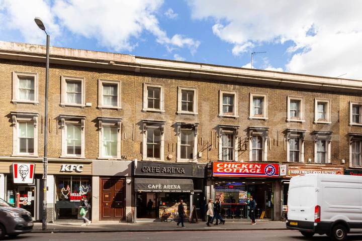 Spacious Four Bedroom Duplex Apartment with Two Bathrooms on City Road City Road, Old Street - Shoreditch