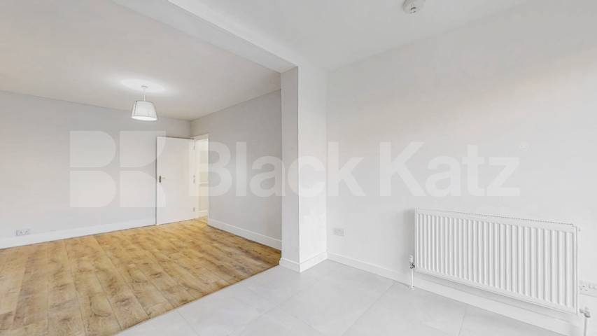 			2 Bedroom, 1 bath, 1 reception 			 Burnley Road,  London  NW10