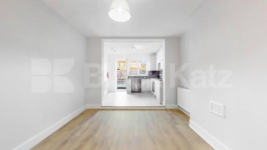 			2 Bedroom, 1 bath, 1 reception 			 Burnley Road,  London  NW10