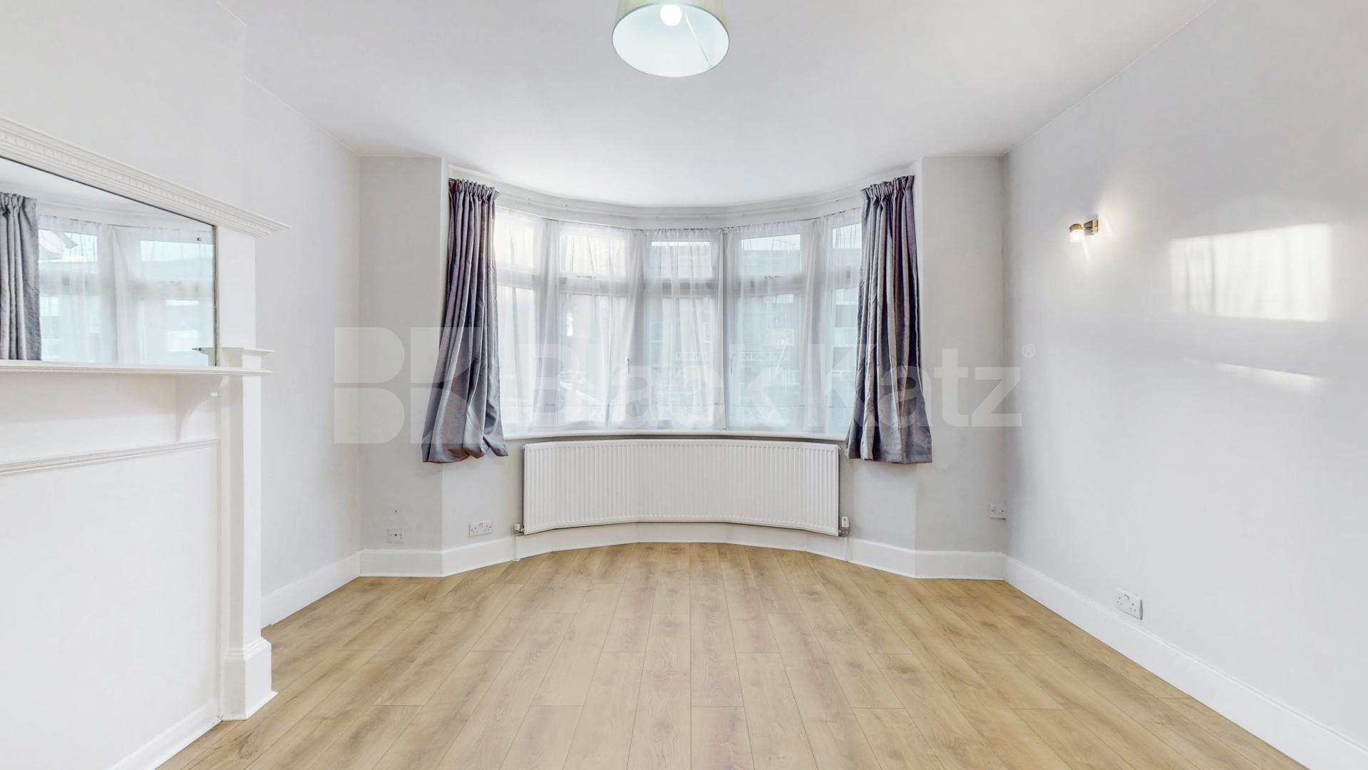 			2 Bedroom, 1 bath, 1 reception 			 Burnley Road,  London  NW10