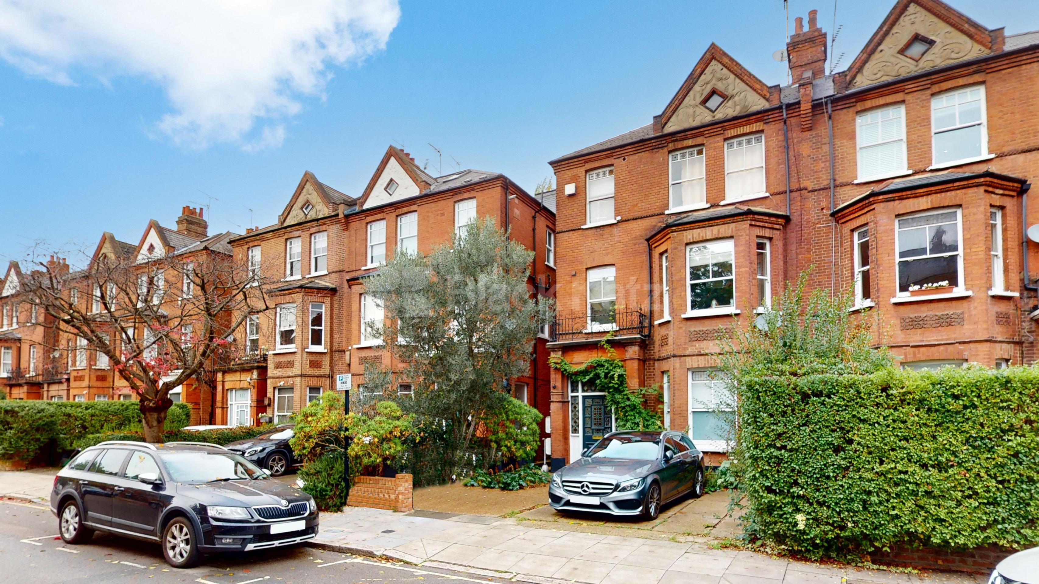 			3 Bedroom, 2 bath, 1 reception 			 Goldhurst Terrace, London, NW6,  London NW6