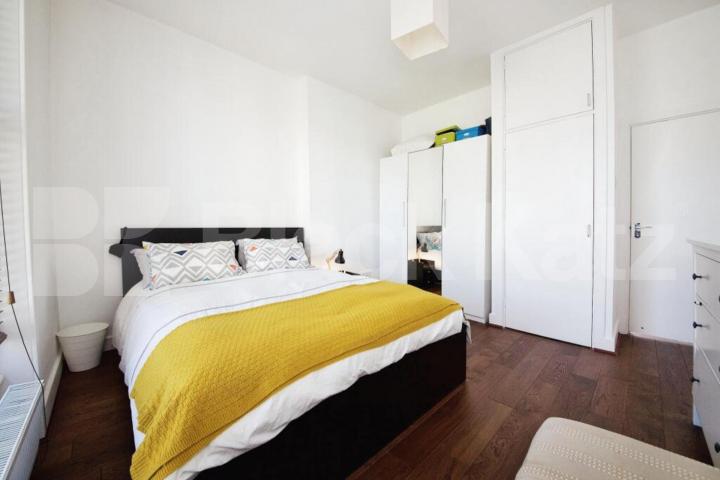 Amazing recently refurbished and spacious 1 bed on a premier rd in kentish town Bartholowmew Road, Kentish Town