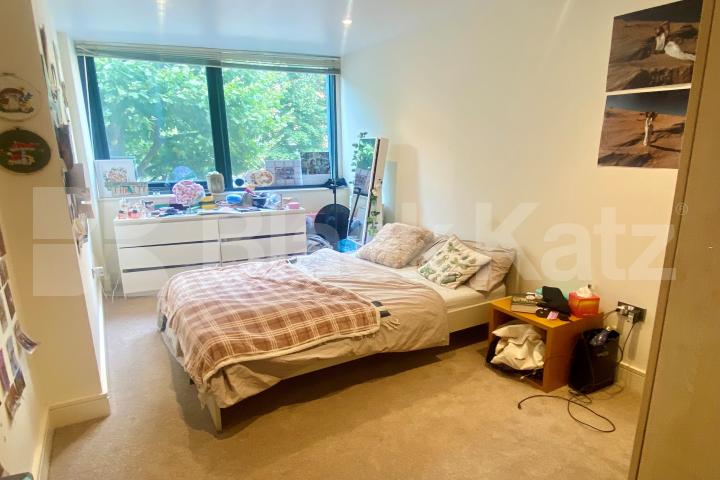 			2 Bedroom, 2 bath, 1 reception Apartment			 Southwark Bridge Road, London Bridge