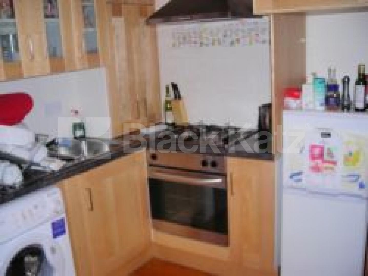 			1 Bedroom, 1 bath, 1 reception Flat			 Westbourne Terrace Road, BAYSWATER