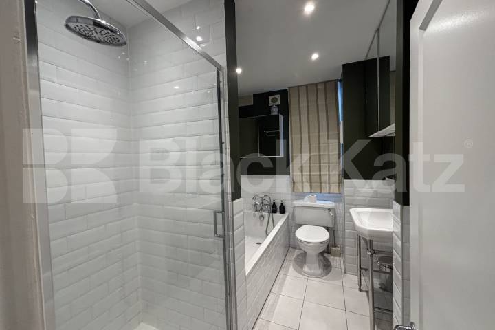 Stylish & contemporary maisonette flooded with natural light  Freedom Street, Battersea 